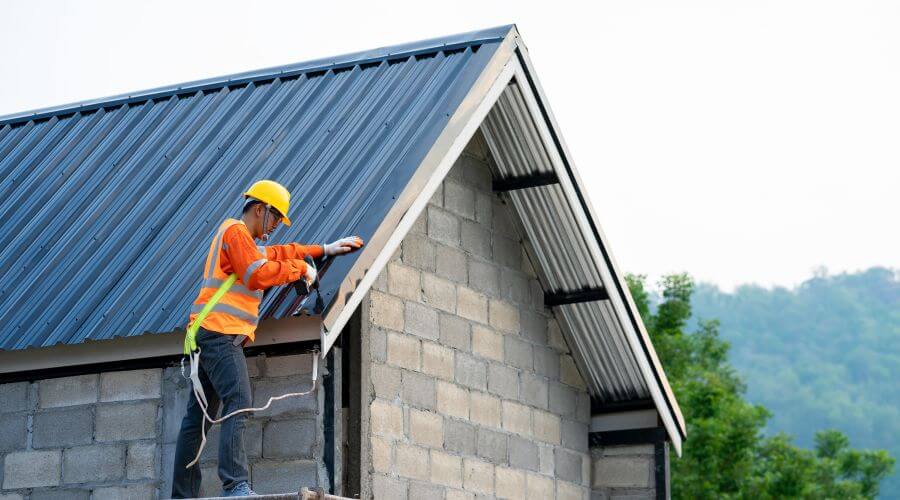 Expert new roof installation services in Saranac, MI